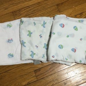 Aden & Anais set of 3 muslin wraps for baby